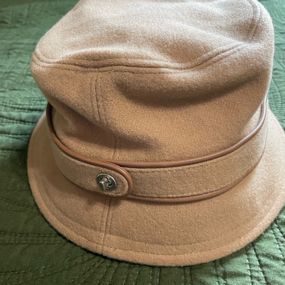 Wool Coach NWT Vintage Tan Bucket Hat